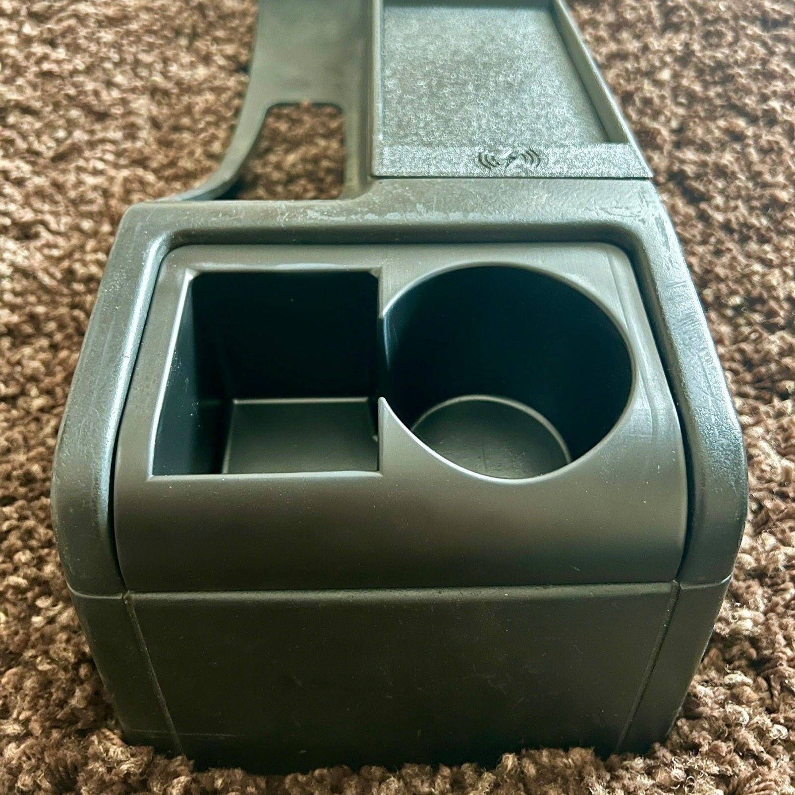 Getränkehalter für BMW 3er (E46) – Ersatz für hinteren Aschenbecher - Exact Designs